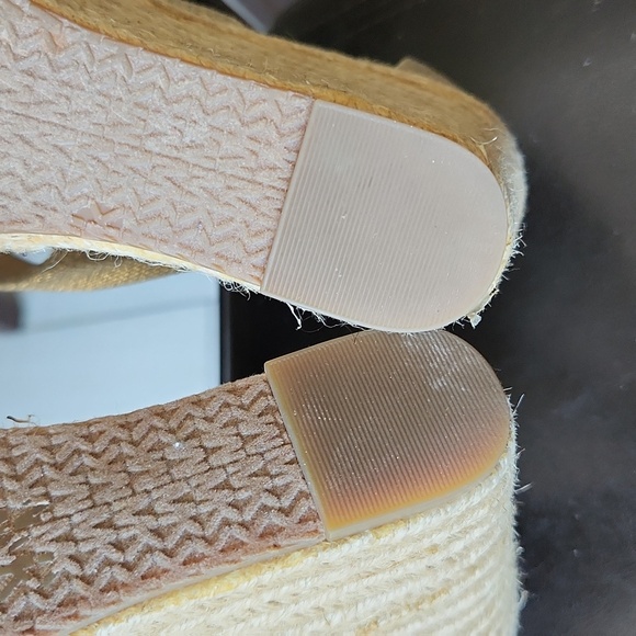 Michael Kors MK Espadrille/Linen Platform Wedge Zip Sandals - Picture 13 of 15